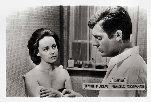 Jeanne Moreau and Marcello Mastroianni in La Notte (1961)