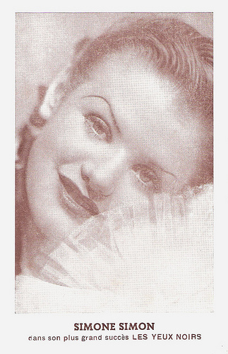 Simone Simon in Les yeux noirs