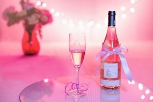 pink-wine-1964458__340