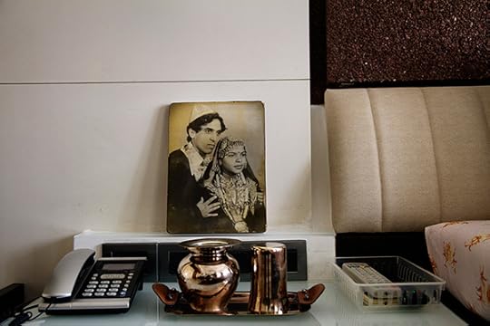 Malala Andrialavidrazana, ECHOES (from Indian Ocean), 2011-2013 © the artist and courtesy 50 Golborne, London; Afronova, Johannesburg; and Kehrer, Berlin