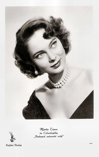 Marta Toren in Assignment: Paris (1952)