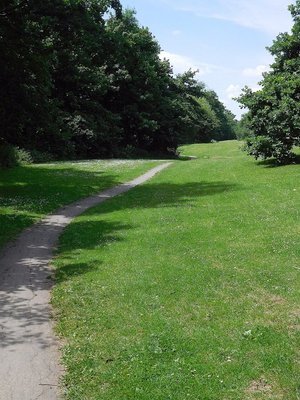 Between Finchley Road and North Circular
