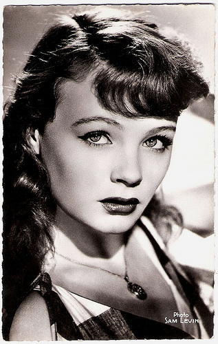 Etchika Choureau