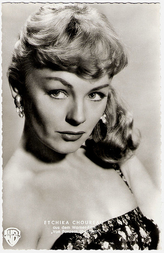 Etchika Choureau