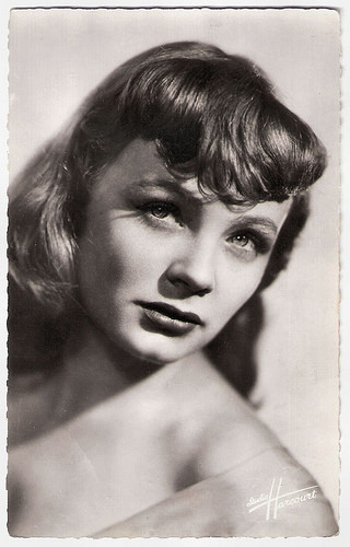 Etchika Choureau