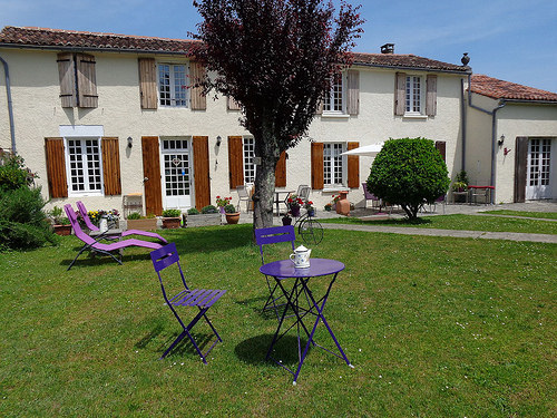 Au Bellefleur: A Luxury B&B in Sigogne, France
