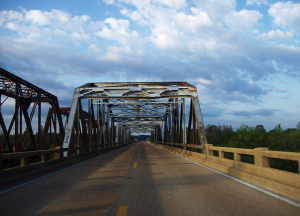 Tallahatchie_bridge-Hwy_7_Mississippi