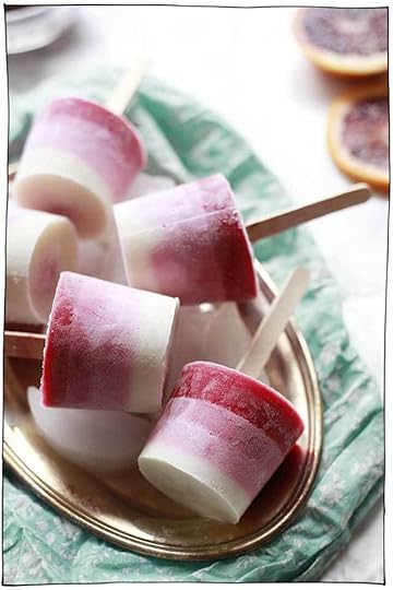 25 Vegan Popsicle Recipes that you need to make this summer! Creamy, fruity, chocolatey, layered, swirled, prizes inside, this collection has got it all. Dairy-free. #itdoesnttastelikechicken