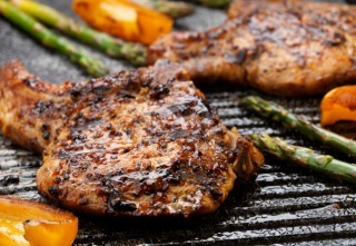 Inline_Grilling_Tips_Meat_Veggies_07.18.17