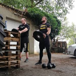 Marcbewegtschwereszeug with friends as well