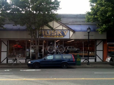 Husky Deli