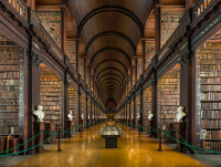 Long_Room_Interior _Trinity_College_Dublin _Ireland_-_Diliff