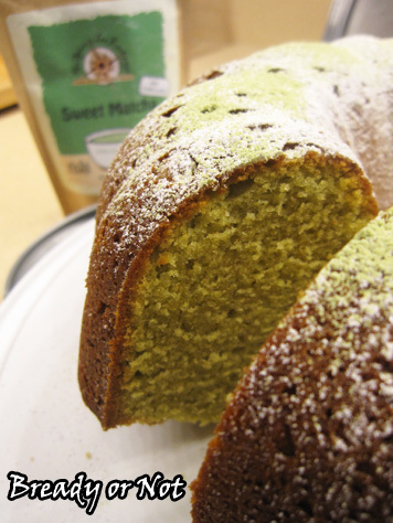 Bready or Not: Matcha Green Tea Bundt Cake 