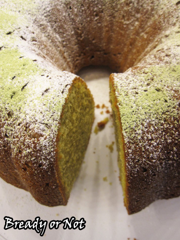 Bready or Not: Matcha Green Tea Bundt Cake 