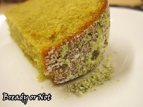 Bready or Not: Matcha Green Tea Bundt Cake 