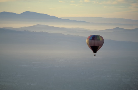 Bob Holmes_hot air balloon and light.png