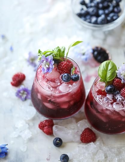 honey berry kombucha smash I howsweeteats.com