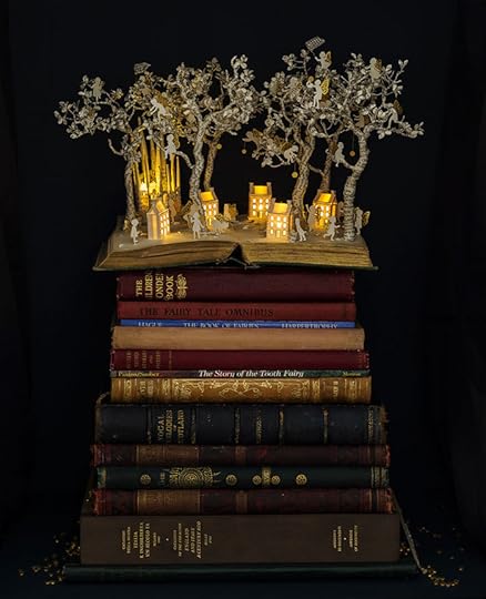 Su Blackwell Book Art