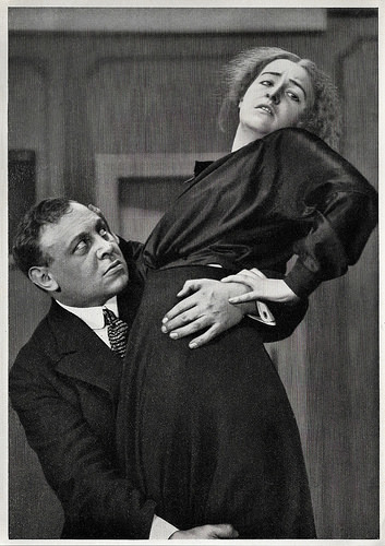 Emil Jannings and Henny Porten in Die Ehe der Luise Rohrbach (1917)