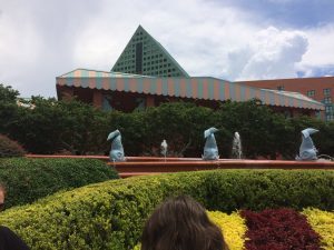 Dolphin Disney Resort Hotel