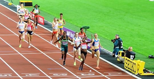 Kipyegon_Faith_Winning_WCA_1500m_07-Aug-2017_Jane_Monti