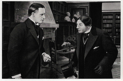 Carl Auen in Der heulende Wolf (1919)