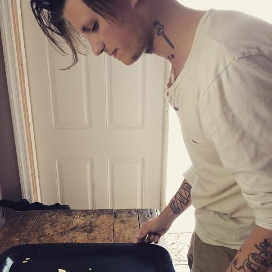 ABF58EB2-1BF1-4880-B595-2F96EA5333EC