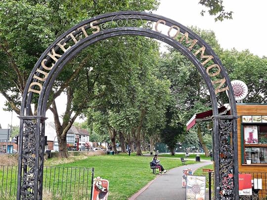 Ducketts Common