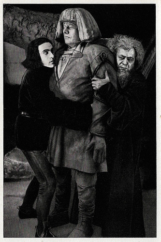 Paul Wegener, Albert Steinrück and Ernst Deutsch in Der Golem, wie er in die Welt kam (1920)