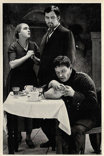 Henny Porten, Wilhelm Dieterle and Fritz Kortner in Hintertreppe (1921)