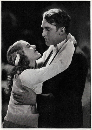 Lien Deyers and Wilhelm Dieterle in Die Heilige und ihr Narr (1928)