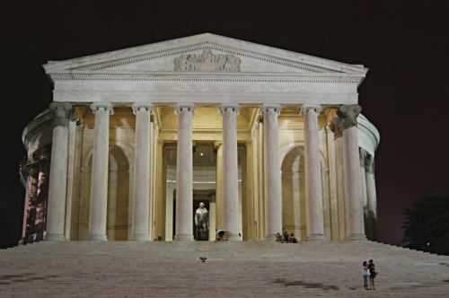 Jefferson_memorial_night_20040704_220948_1.752