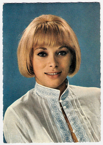 Mireille Darc (1938-2017)
