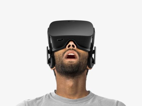 Oculus Rift and Touch Controllers are down to $399