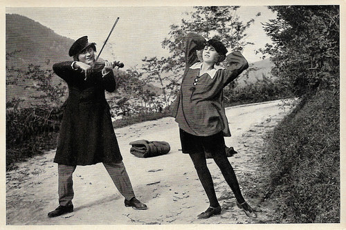 Paul Wegener and Lyda Salmonowa in Der verlorene Schatten (1921)