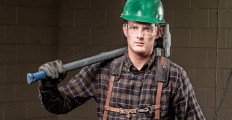 guy-with-sledgehammer-1280x720-istockphoto