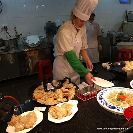 chef and dishes at Tian Yi Jiao Restaurant in Wenzhou, China