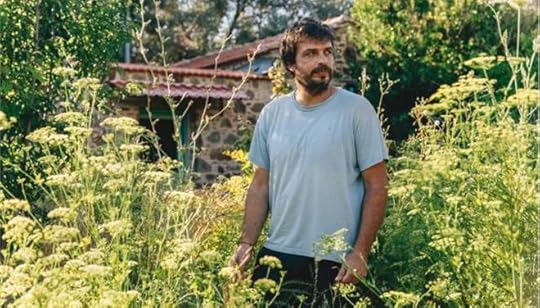 Ανεμοδαρμένα μυστικά, σπιτάλια του χθες και του τώρα