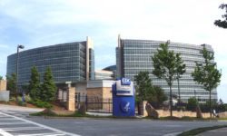 Entrance to the headquarters of the Centers for Disease Control and Prevention (Daniel Mayer/CC BY-SA 3.0)