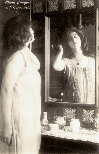 Elena Sangro in Triboulet