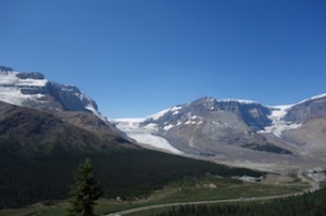 Athabasca glacier clear day