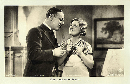 Fritz Schulz and Magda Schneider in Das Lied einer Nacht (1932)