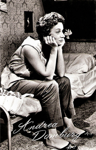 Andrea Domburg in Fanfare (1958)
