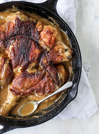 smothered skillet chicken with thyme butter mushrooms I howsweeteats.com