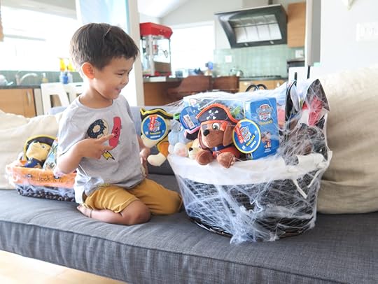 PAW Patrol DIY Trick-Or-Treat Doggy Bag + more!