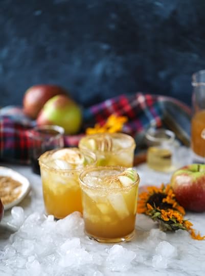 maple honeycrisp margarita I howsweeteats.com