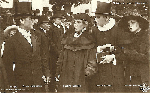 Pauline Brunius in Thora van Deken