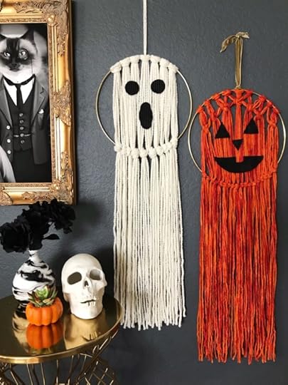 Macabre Macrame!: Use simple, knots and strands of yarn to make spooky wall hangings for Halloween | by @iamvickiehowell