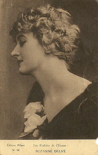 Suzanne Delvé