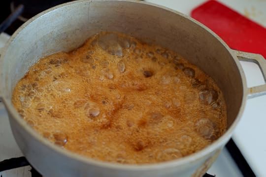 Thick bubbles appear when you make homemade honey candy